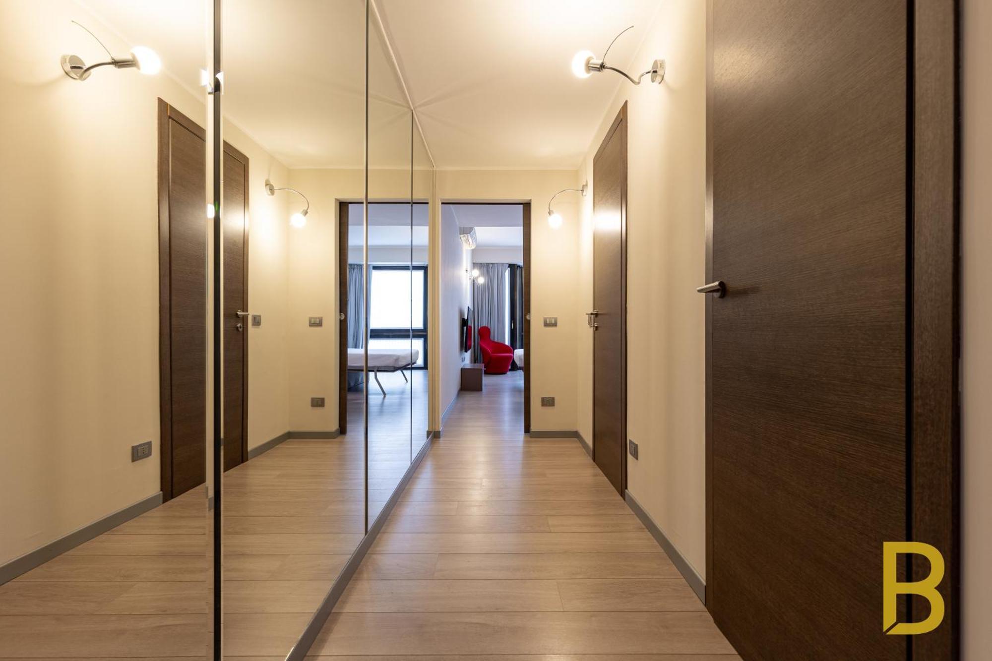 Beplace Apartments In Duomo Милан Экстерьер фото